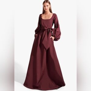 STAUD maxi Gown dress women's Size 4 Color-merlot Zip closure on the back beauti